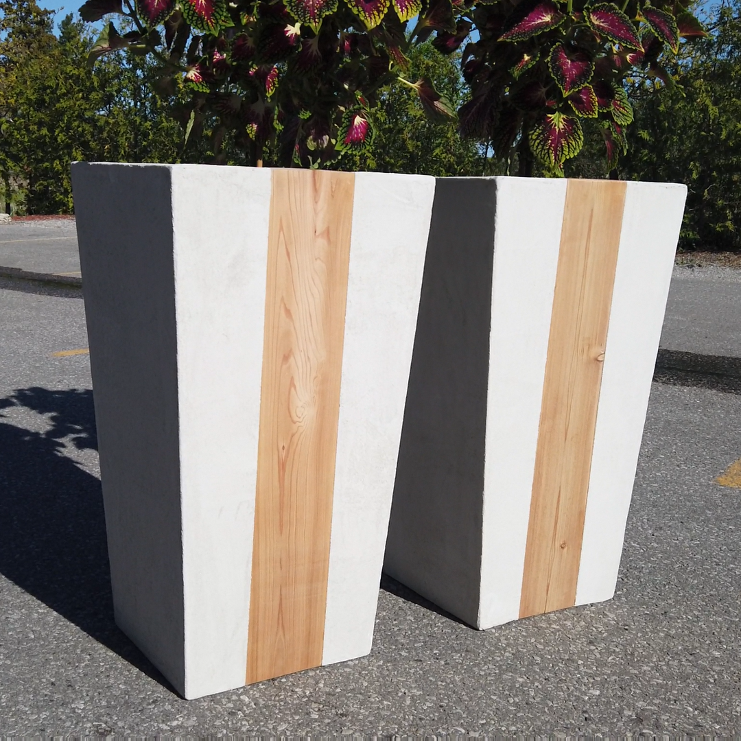 Reversible Cedar Accent Planter – Weatherproof Cement Finish Design (White, Gray, Black)