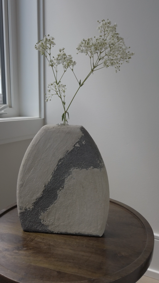 Modern Organic Vase - Japandi Decor